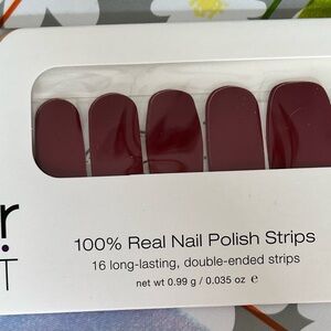 Color Street 100% Real Nail Polish Strips - London Calling